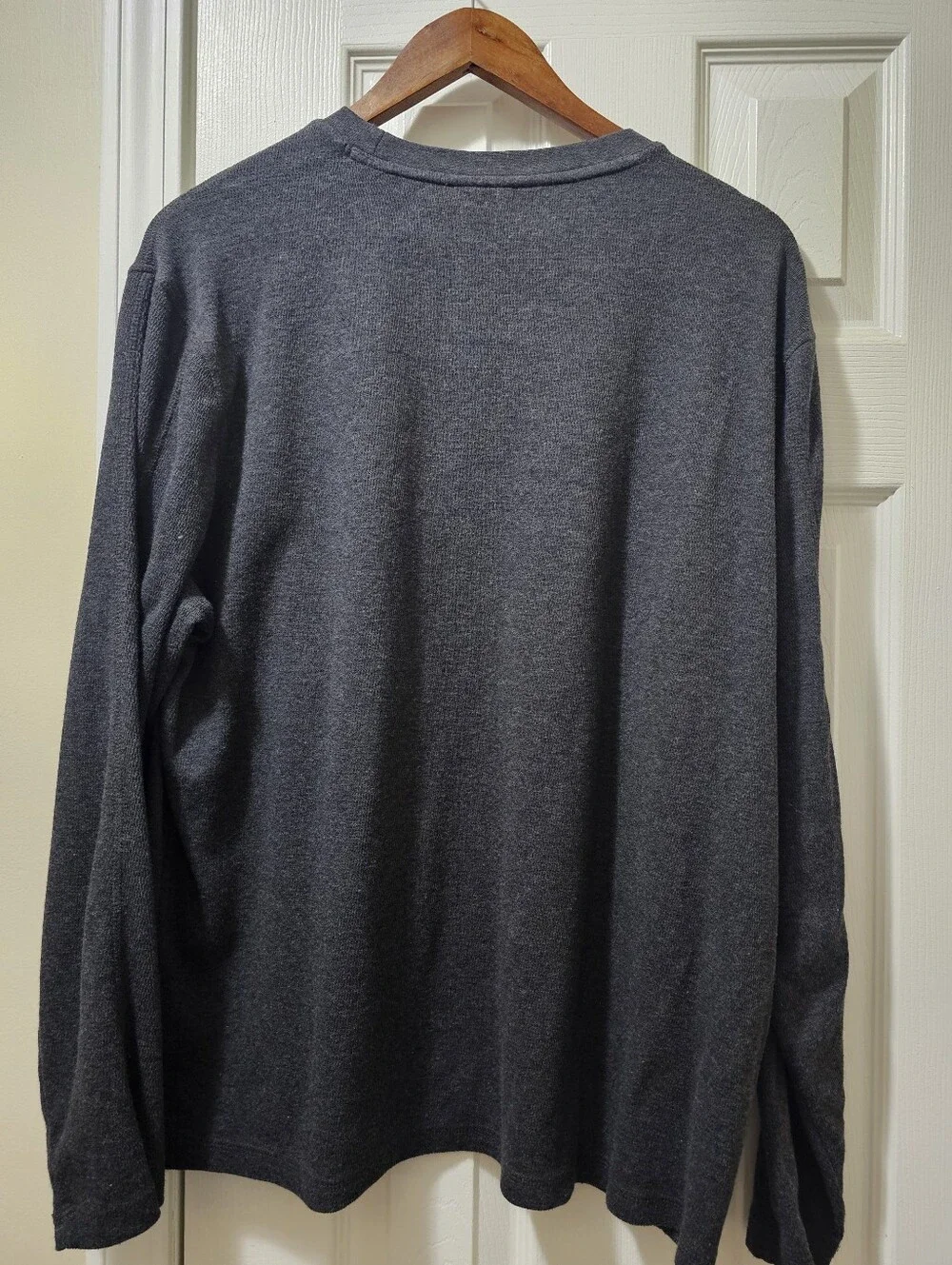 Banana Republic charcoal crewneck